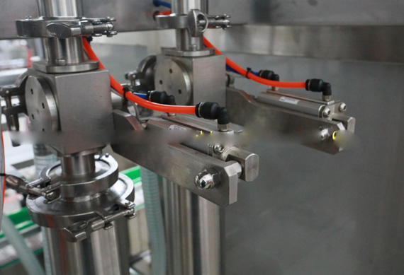 Shanghai automatic jar filling capping machine for sauce