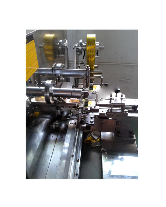 China supplier tablet pressing machine cube bouillon wrapping machine boxing machine with video