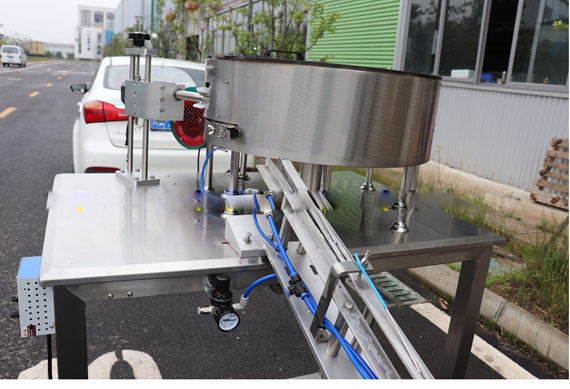 automatic biochemistry reagent filling machine with video