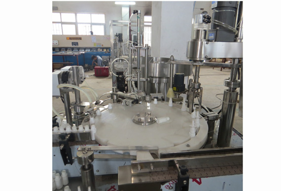 Automatic small volume perfume bottle filler small scale glass bottle filling capping machine