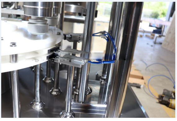 automatic Enzyme reagent test tube filling and capping machine