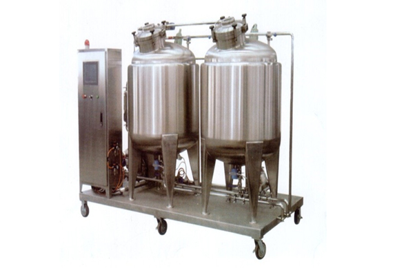 split type CIP cleaning system for equipment cleaning