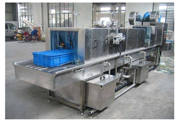 Efficient cages cleaning line steam heating plastic basket washing machine