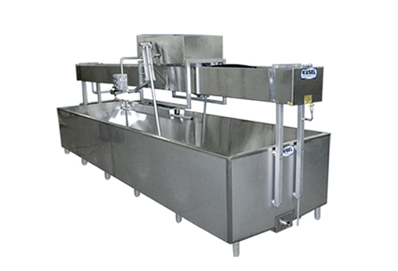 Energy saving mozzarella cheese making machine production line