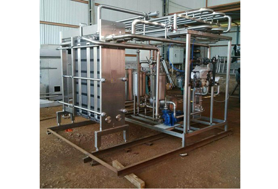 300L per hour mobile self sufficien pasteurized milk production plant with electric generator