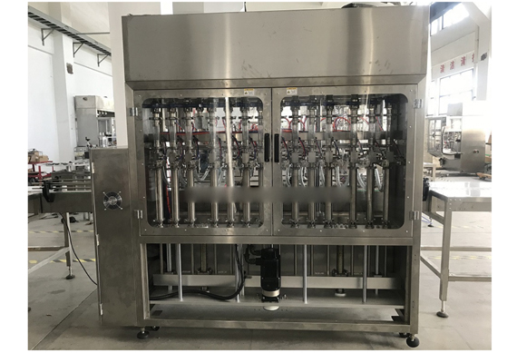 Automatic piston filling machine for engine oil