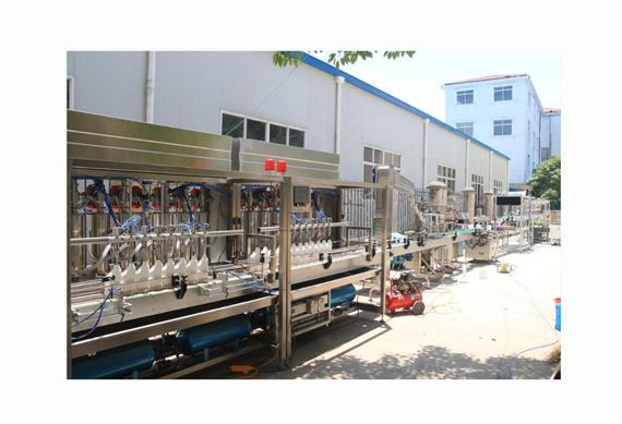 Automatic 5 litre liquid linear filling machine