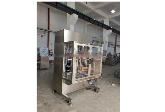 Automatic liquid bottle filling machine