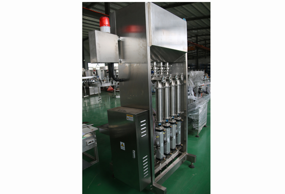 China supplier 4 nozzles paste filling machine fruit jam soy bean sauce filling packaging line