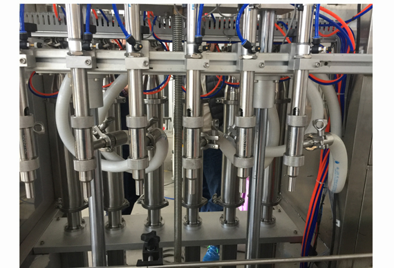 Automatic paste filling machine for jars