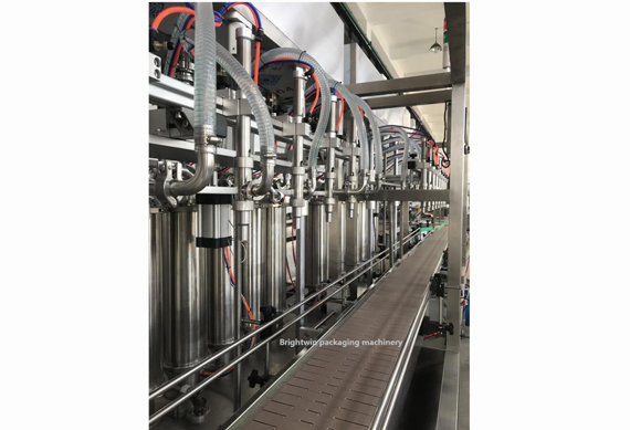 automatic liquor bottle filling capping and labeling machine