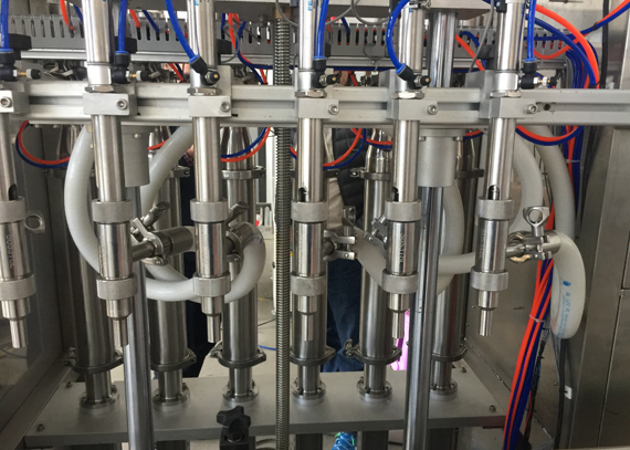 Automatic liquid filling capping machine