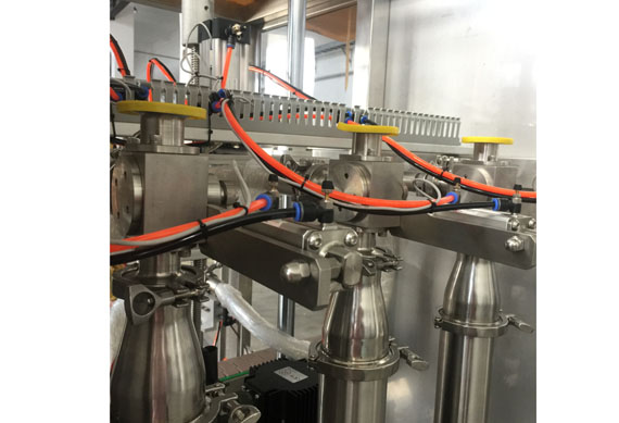 automatic piston filling machine/glass bottle plastic bottle liquid oil bottling machine