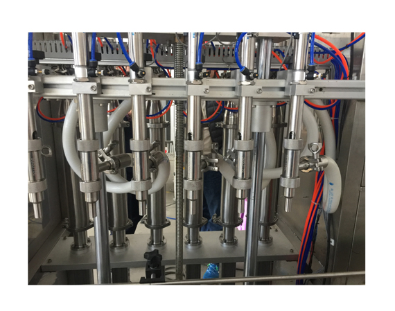 automatic servo motor lubricant oil bottle filling and capping machine