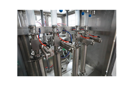 Automatic plastic Bottle drink Filling Capping and Labeling Machine