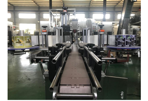 Fully automatic pet bottle labeling machine glue labeling machine