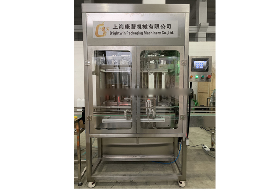 Automatic oil tin bottle filling capping and labeling machine with video