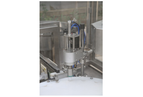 automatic nutrient /oral liquid/syrup bottle filling machine