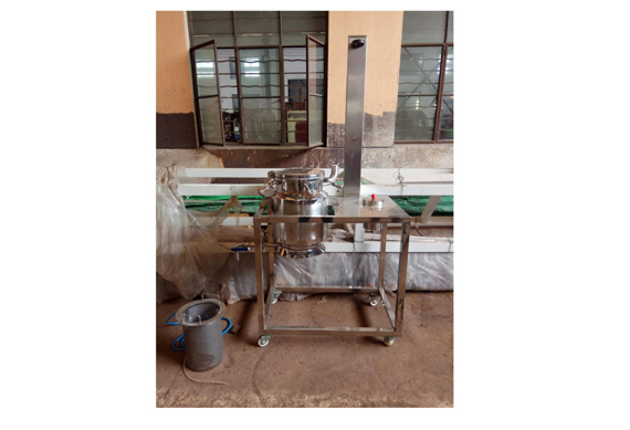 Model 20 L essential oil extraction machine