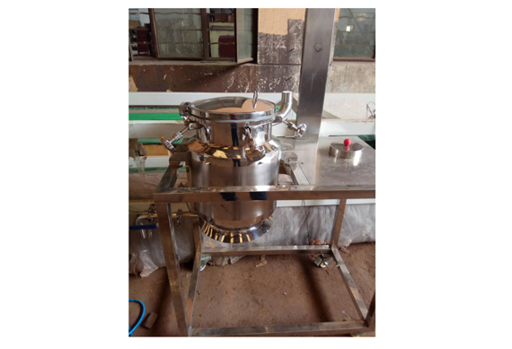 Model 20 L essential oil extraction machine