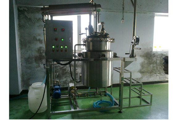 Model 50 L essential oil extraction machine