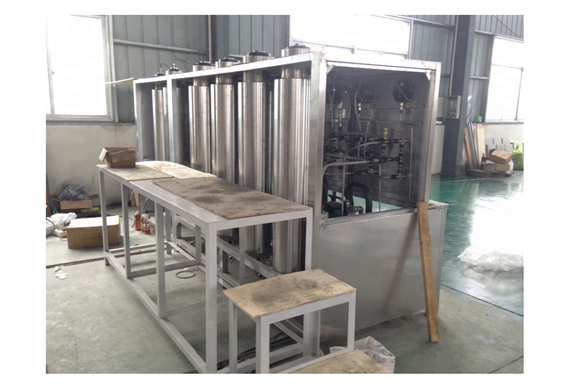 Factory Supercritical CO2 Fluid Extraction Machine