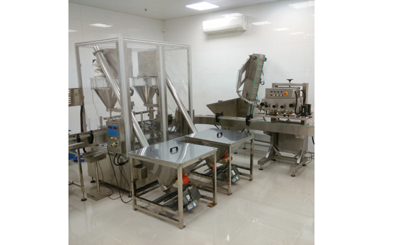 plastic jar powder filling machine with CE certificate GMP