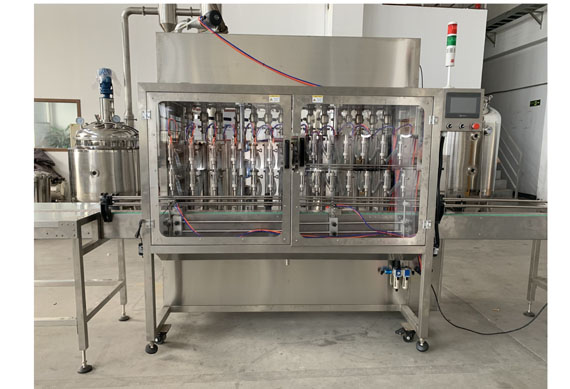 Automatic machine for curry sauce manufacturing glass bottle filling